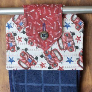 AMERICAN FLAG CLASSIC TRUCK HAND TOWEL PATRIOTIC RED WHITE BLUE HANDMADE HANGING